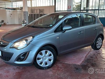 Usata Opel Corsa Edition 86 CV (63 kW) 2014 Grigio Utilitaria