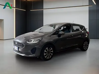 Begagnad Ford Fiesta Titanium 75 HK (55 kW) 2022 Grå Halvkombi