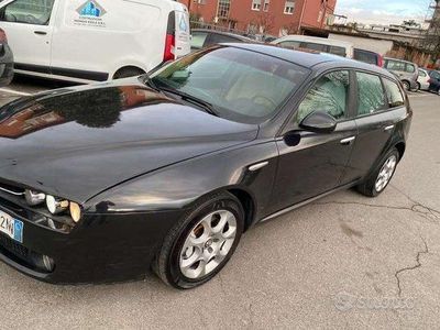 usata Alfa Romeo 159 SW 1.9 jtdm 8v 120cv