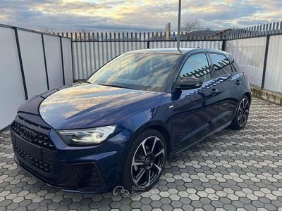 Usata Audi A1 Sportback Ambiente 116 CV (85 kW) 2025 Blu metallizzato Utilitaria