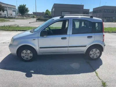 Usata Fiat Panda Active 54 CV (39 kW) 2010 Grigio Utilitaria
