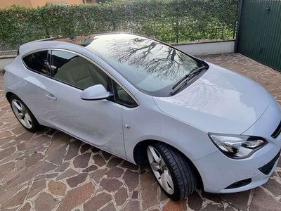 Opel Astra GTC