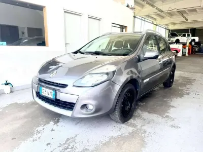 Usata Renault Clio 75 CV (55 kW) 2009 Other Station wagon