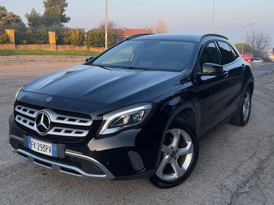 Mercedes GLA200