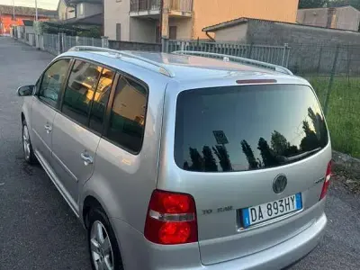Käytetty VW Touran Goal 140 HP (102 kW) 2006 Tila-auto