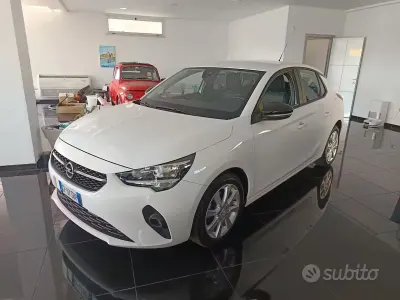 Usata Opel Corsa 102 CV (75 kW) 2023 Bianco Utilitaria