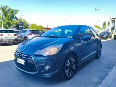 Usata Citroën DS3 So Chic 68 CV (50 kW) 2013 Grigio Berlina