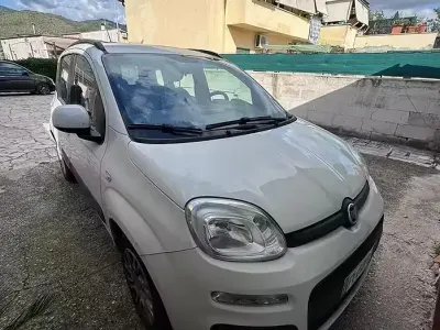 Usata Fiat Panda Lounge 69 CV (50 kW) 2017 Utilitaria