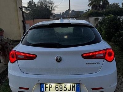 Usata Alfa Romeo Giulietta 120 CV (88 kW) 2018 Bianco Utilitaria