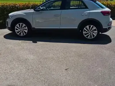 Usata VW T-Roc 150 CV (110 kW) 2022 Grigio SUV