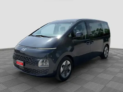 Usata Hyundai Staria 177 CV (130 kW) 2024 Graphite gray Monovolume