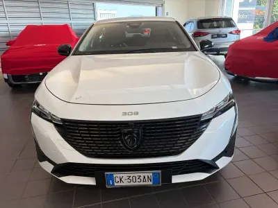 Usata Peugeot 308 Allure 131 CV (96 kW) 2022 Bianco Berlina