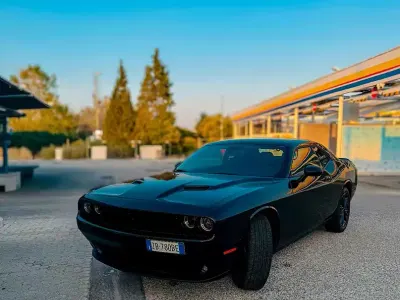 Usata Dodge Challenger SXT 2023 Nero Coupé