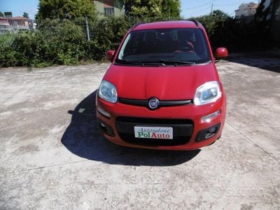 Usata Fiat Panda Lounge 69 CV (50 kW) 2016 Rosso Utilitaria