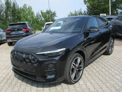 Nuova Audi Q5 S-Line 204 CV (150 kW) 2026 Nero SUV