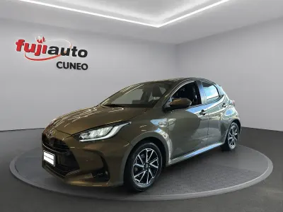 Usata Toyota Yaris Trend 116 CV (85 kW) 2020 Oxide bronze