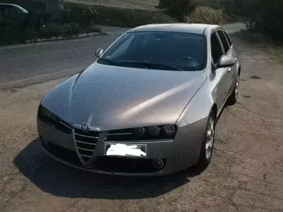 Usata Alfa Romeo 159 150 CV (110 kW) 2008 Grigio Station wagon
