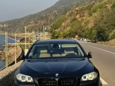 Begagnad BMW 530 Luxury Line 258 HK (189 kW) 2014 Svart Kombi