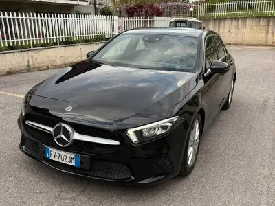 Occasion Mercedes A180 Executive 116 ch (85 kW) 2019 Noir Berline