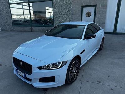 Usata Jaguar XE 179 CV (131 kW) 2020 Perla Berlina