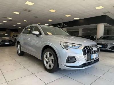 Usata Audi Q3 190 CV (139 kW) 2019 Argento SUV