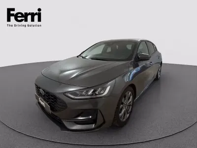 Usata Ford Focus ST-Line 116 CV (85 kW) 2023 Magnetic grey Berlina