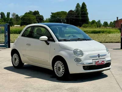 Usata Fiat 500 Lounge 69 CV (50 kW) 2010 Bianco Utilitaria