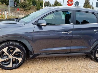 Usata Hyundai Tucson Xpossible 116 CV (85 kW) 2017 Grigio SUV