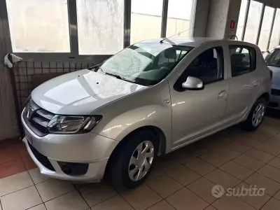 Usata Dacia Sandero Stepway 73 CV (53 kW) 2018 Grigio Berlina