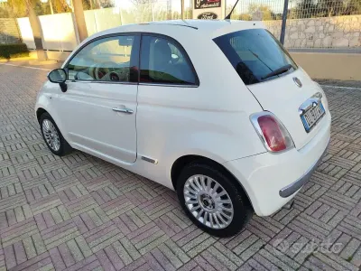 Usata Fiat 500 69 CV (50 kW) 2007 Bianco Utilitaria