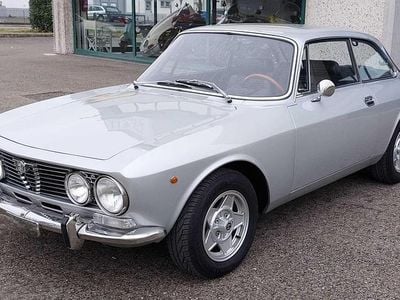 Usata Alfa Romeo GT Veloce 131 CV (96 kW) 1974 Argento Coupé