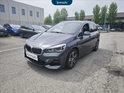 Usado BMW 220 Gran Tourer M Sport 190 HP (139 kW) 2018 Cinzento Monovolume