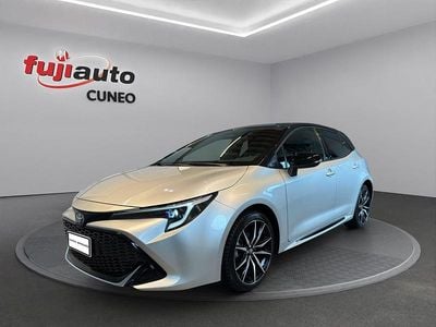 Usata Toyota Corolla Sport 140 CV (102 kW) 2023 Silver met & black
