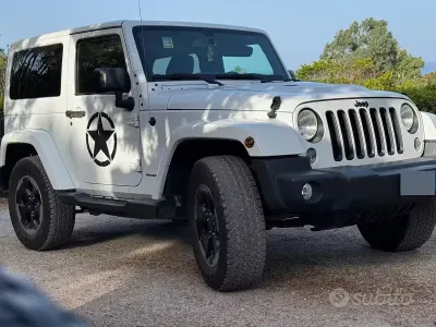 Usata Jeep Wrangler Sahara 200 CV (147 kW) 2015 Bianco SUV