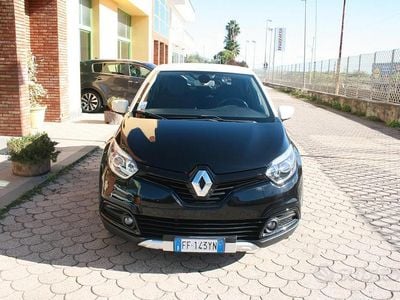 Usata Renault Captur Intens 90 CV (66 kW) 2016 Nero SUV
