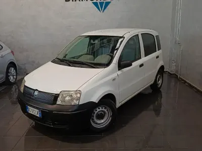 Usata Fiat Panda Active 60 CV (44 kW) 2006 Bianco Utilitaria