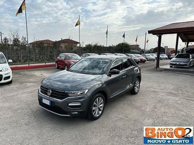 Usata VW T-Roc Advance 150 CV (110 kW) 2018 Grigio SUV