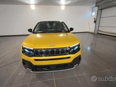 Nuova Jeep Avenger Summit 100 CV (73 kW) 2025 Giallo SUV