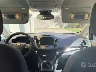 Usata Ford C-MAX 120 CV (88 kW) 2016 Grigio Monovolume
