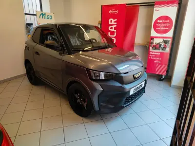 Nuova Ligier JS50 2026 Grigio Utilitaria