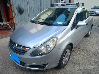 Usata Opel Corsa 58 CV (42 kW) 2008 Grigio Utilitaria