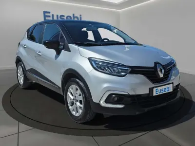 Usata Renault Captur 131 CV (96 kW) 2019 Grigio SUV