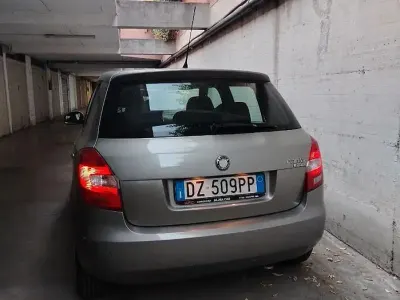 Usata Skoda Fabia 69 CV (50 kW) 2009 Grigio Utilitaria