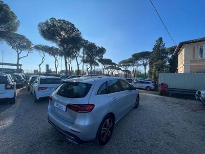 Grigio Usata 2019 Mercedes 220 Berlina | 29.800 € (Super prezzo)