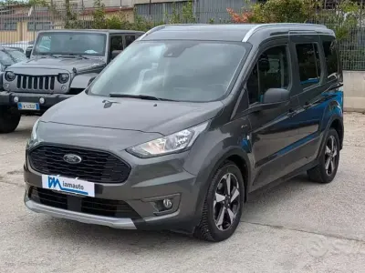 Usado Ford Transit Connect 120 CV (88 kW) 2022 Gris Monovolumen