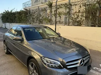Usata Mercedes C180 122 CV (89 kW) 2019 Grigio Berlina