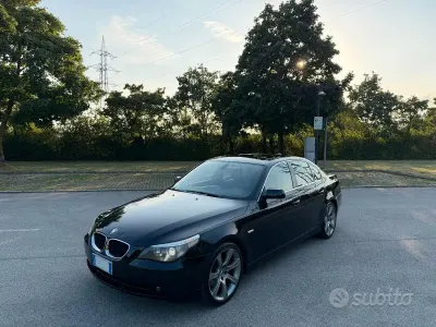 Usata BMW 530 218 CV (160 kW) 2003 Nero Berlina