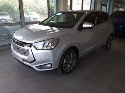 Usata EVO Evo 3 83 kW (113 CV) 2024 Argento SUV