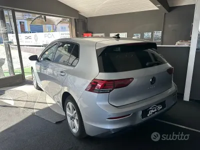 Second-hand VW Golf VII Life 150 CP (110 kW) 2020 Gri Berlinǎ