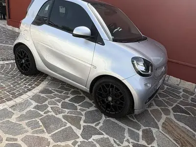Usata Smart ForTwo Coupé 71 CV (52 kW) 2015 Grigio Coupé